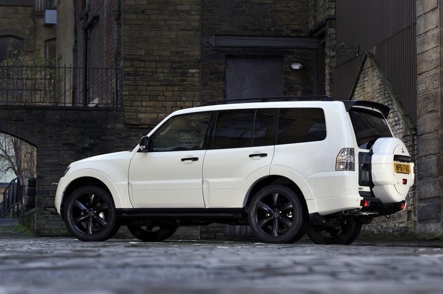  Mitsubishi Shogun Black 2012 года  (UK) (фото 62 из 85)